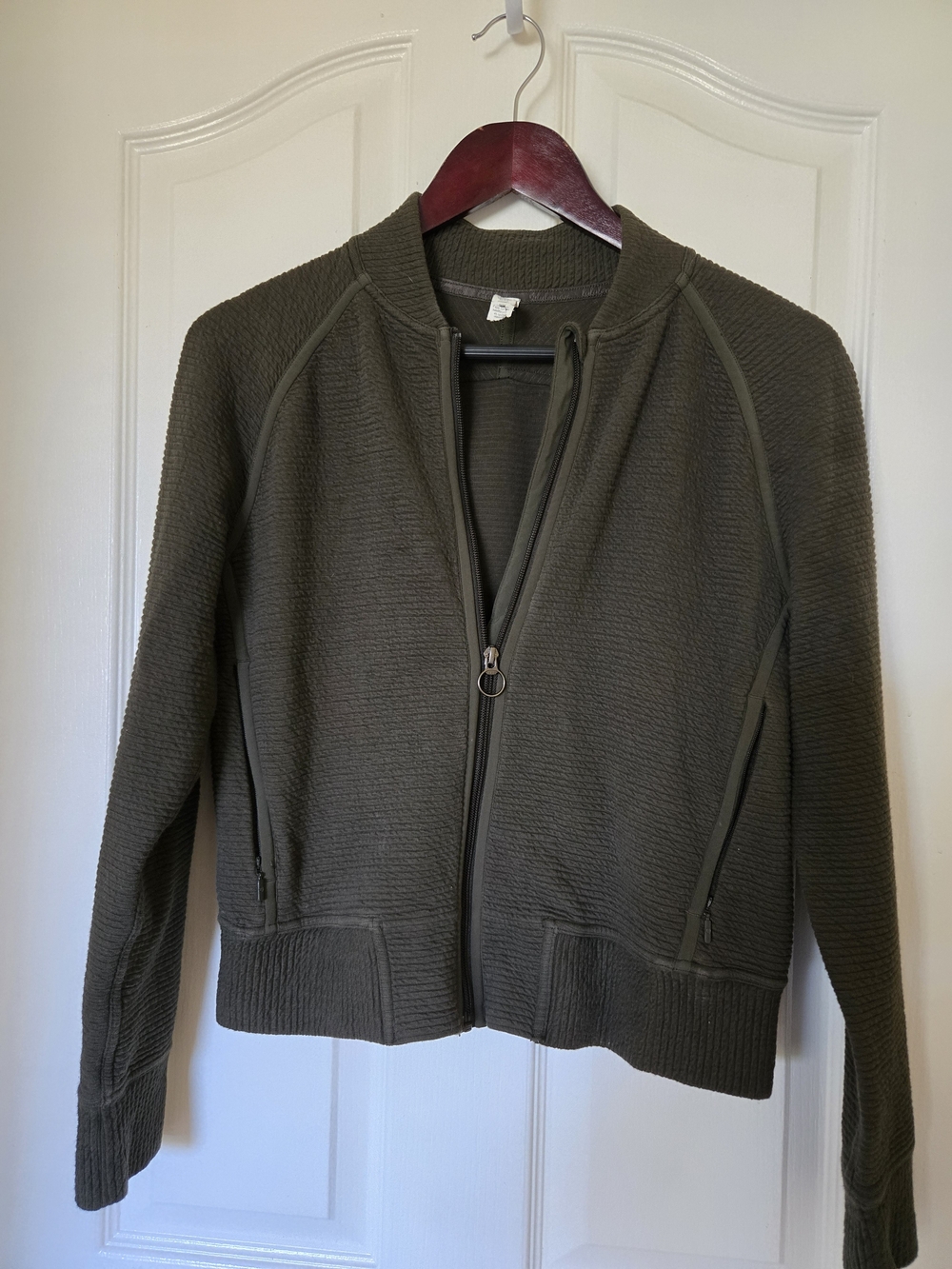 Lululemon On Repeat Bomber Jacket - Dark Olive Green - Size 6